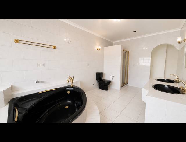 6 BEDROOM HOUSE FOR SALE IN NORKEM PARK